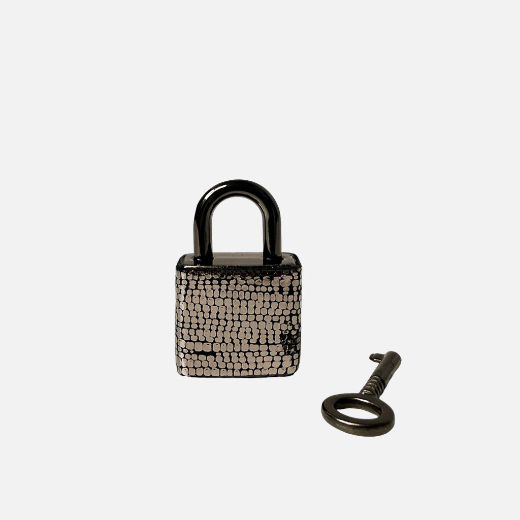 Lucchetto Argento Pelle Laminata Effetto Crackle Dark
