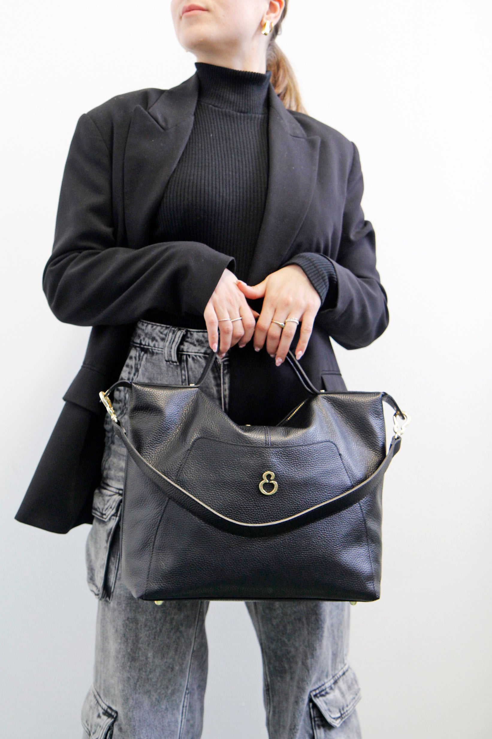 Borsa a spalla City Nero Pelle Martellata Oro