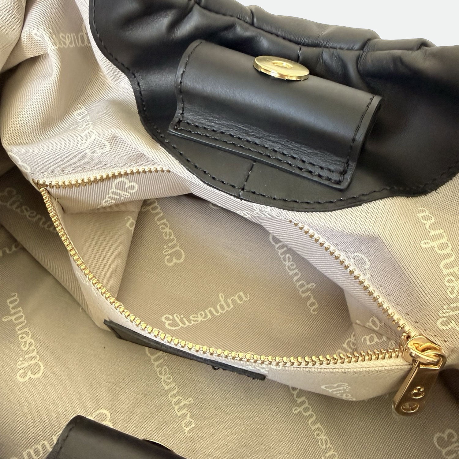 Maxi Clutch Nuvola Black Pelle Liscia Vitello Oro SPEDIZIONE DAL 06/05 - Elisendra®