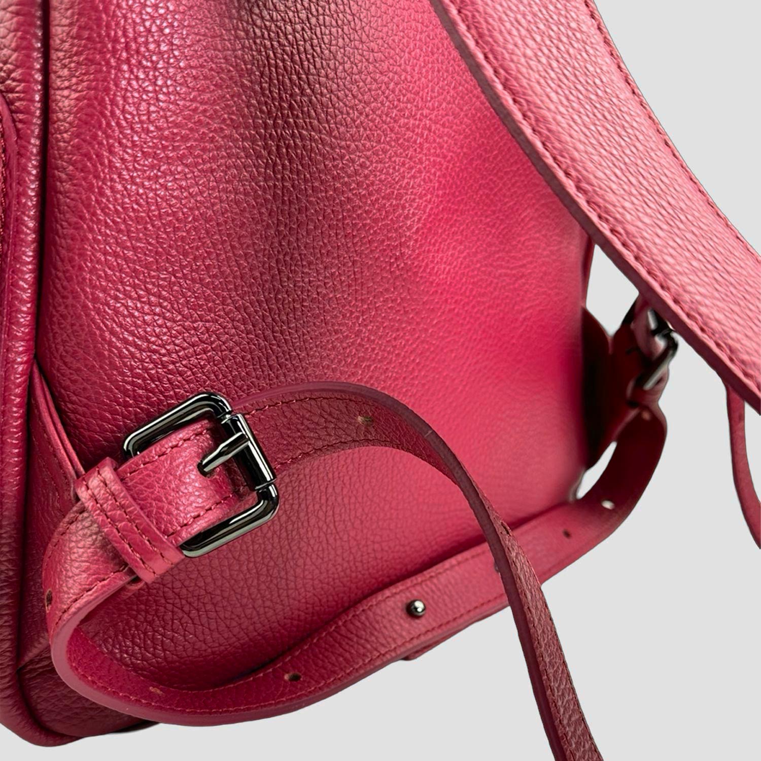 Saray Cherry Hammered Lettering Backpack