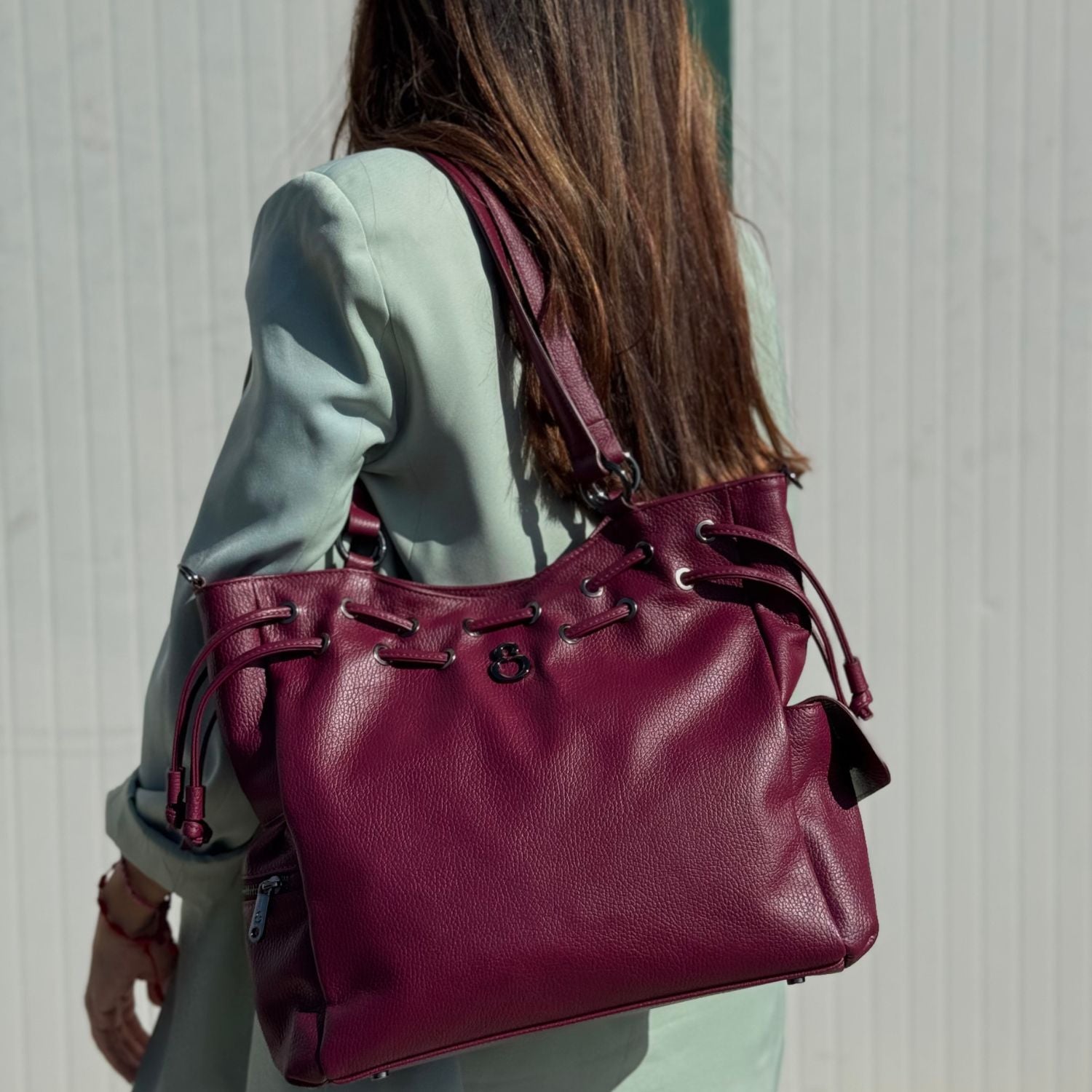 Borsa a spalla Pandora Vinaccia Pelle Martellata Dark