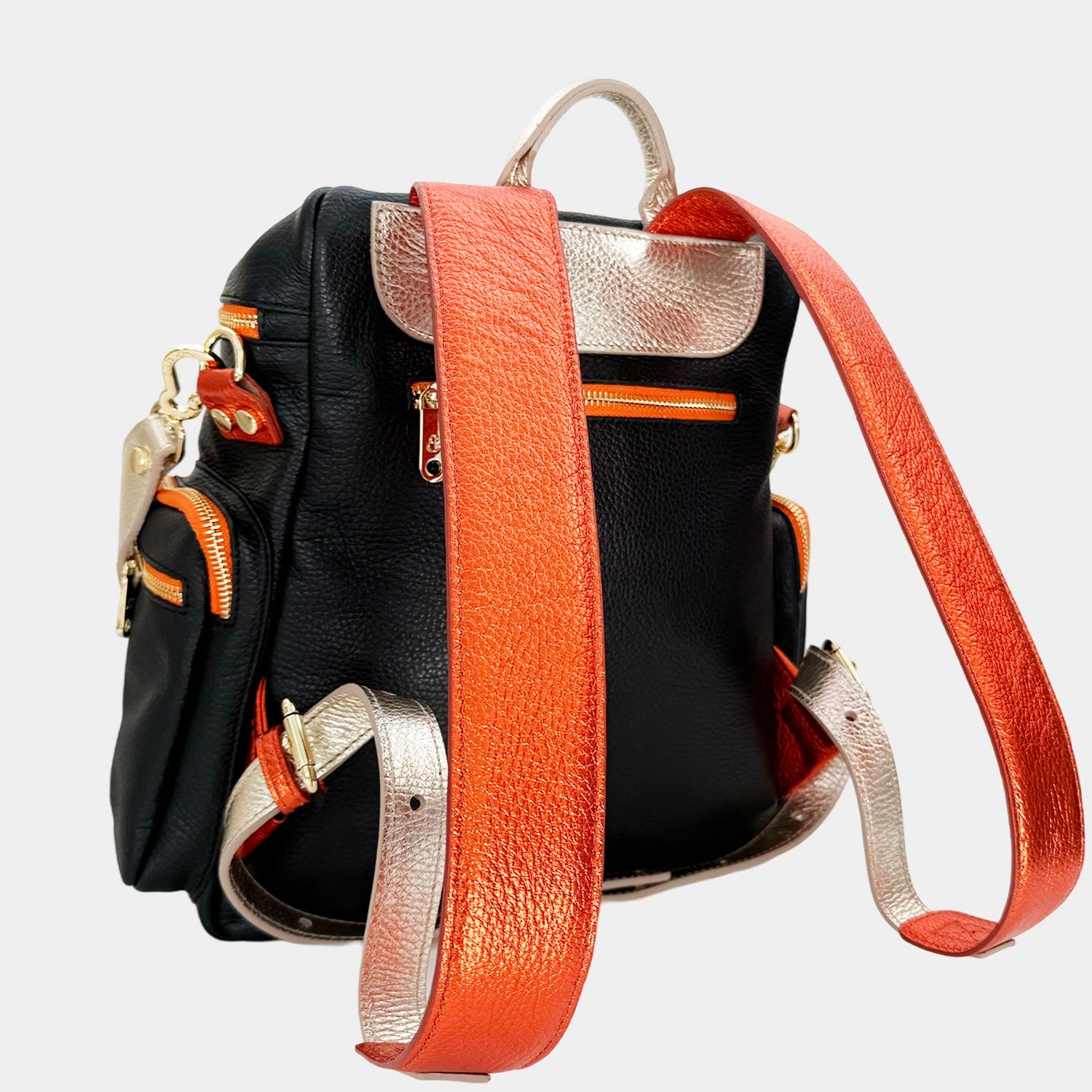 Zaino Saray Nero Multicolor Pelle Martellata e Laminata Oro
